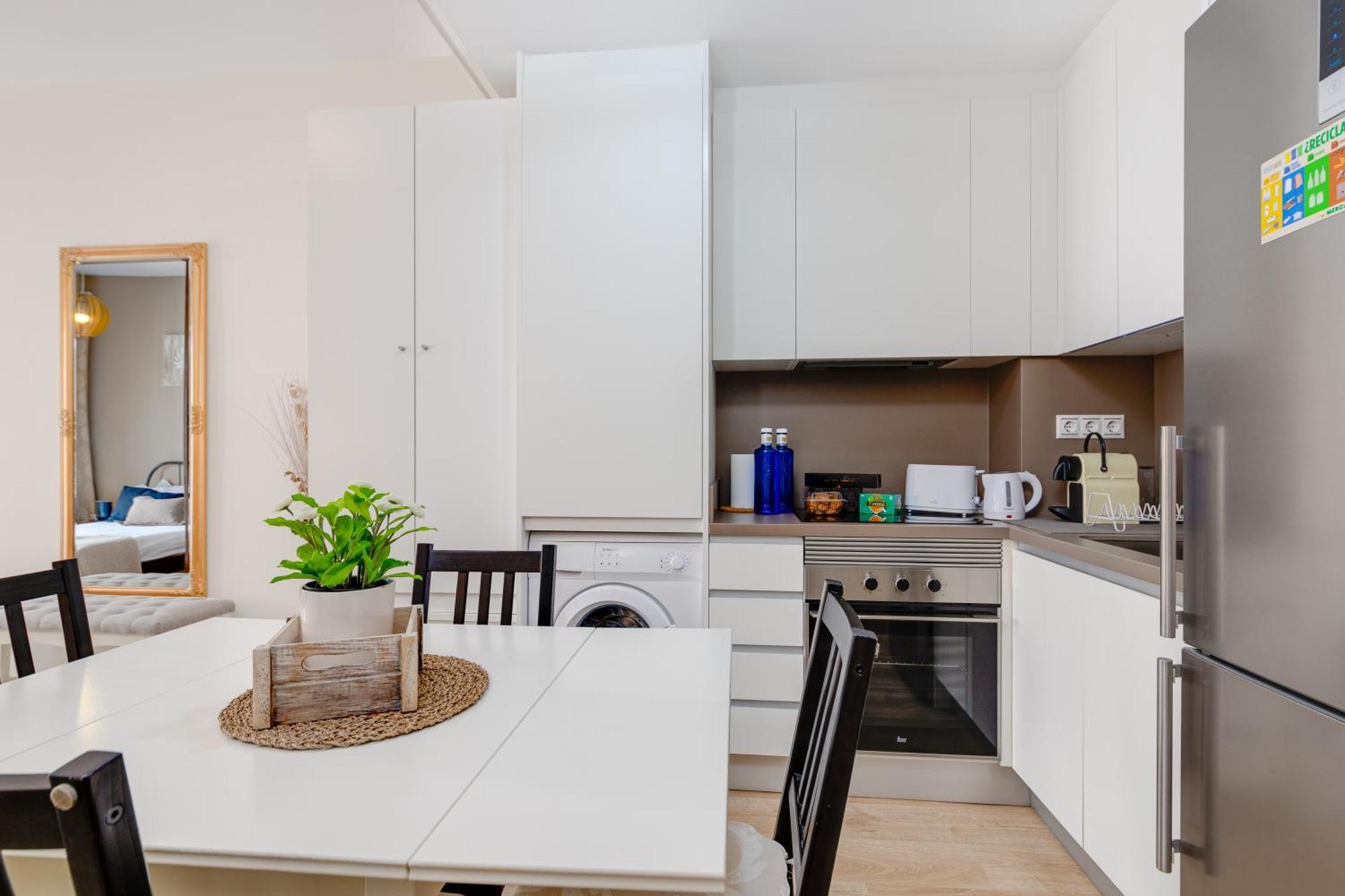 Hb Apartments - Apartamento Alicante Rambla Mercado Central Playa - El Loft Del Barrio ภายนอก รูปภาพ